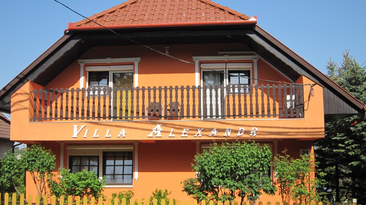 Alexandr Apartamento *